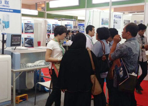 2014 Bealead Down Filling Machine World Tour Exhibition in Vietnam and Indonesia